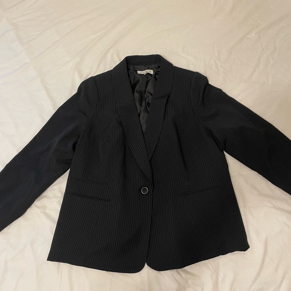 NWT Le Suit Black Blazer Professional Tailored